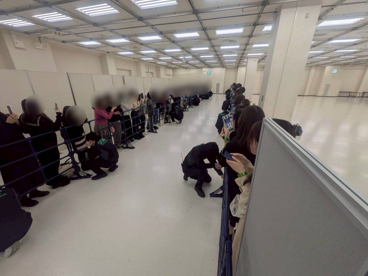 韓国アイドル　お見送り会